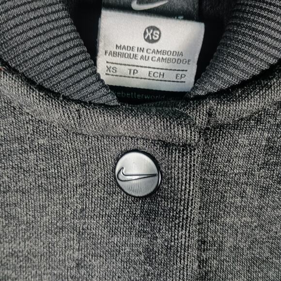 Nike Jacket Womens XS Gray Black Therma-FIT Snap Front Thumbholes Zip Pockets - Picture 8 of 9